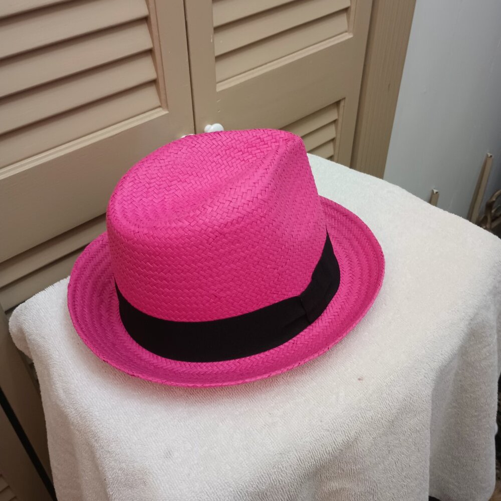 Twiggy London Pink Straw Fedora. - Picture 3 of 4